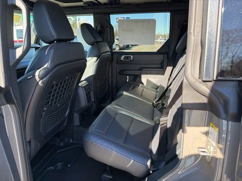 New 2025 Ford Bronco Big Bend w/ Black Diamond Package image 6