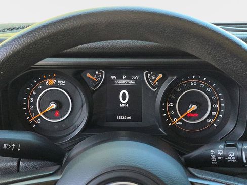 Used 2024 Jeep Wrangler Sport AWD/4WD image 25