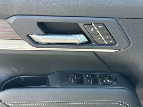 New 2026 GMC Terrain Denali AWD/4WD image 16