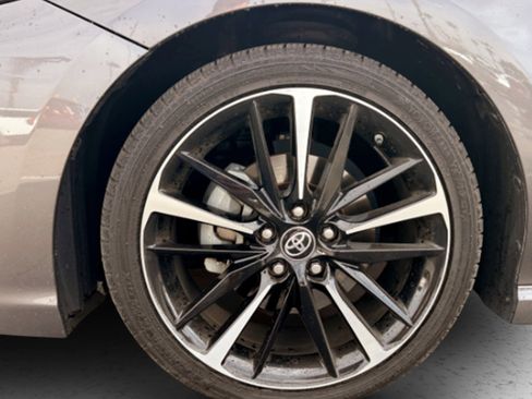 Used 2018 Toyota Camry XSE image 18