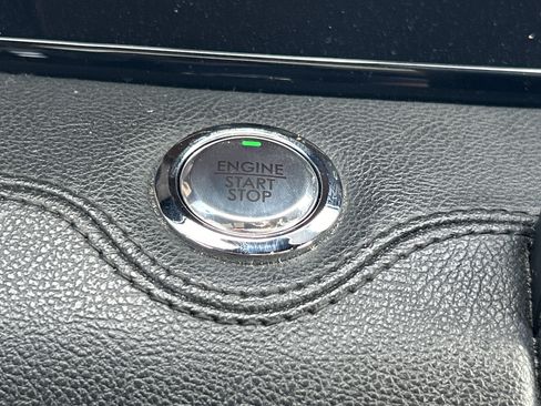 Used 2023 Lincoln Navigator Reserve image 21