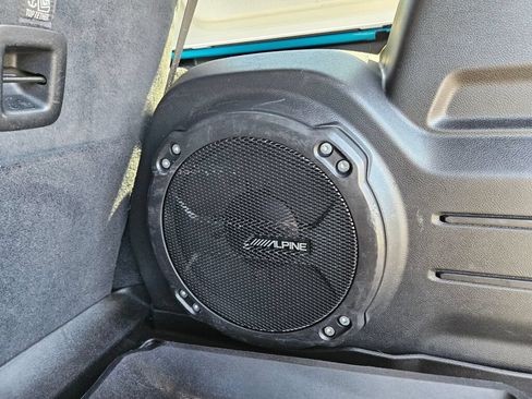 Used 2020 Jeep Wrangler Unlimited Rubicon AWD/4WD image 14