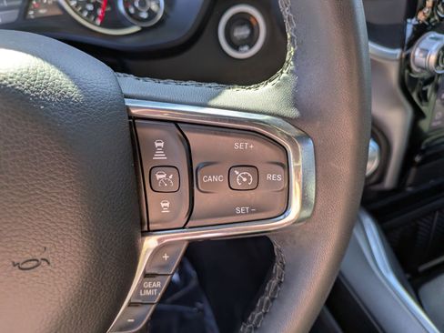 Used 2025 RAM 1500 Laramie w/ Sport Appearance Package AWD/4WD image 18