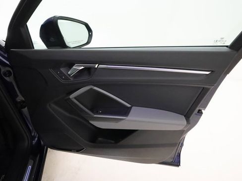 Used 2022 Audi Q3 2.0T Premium Plus image 23