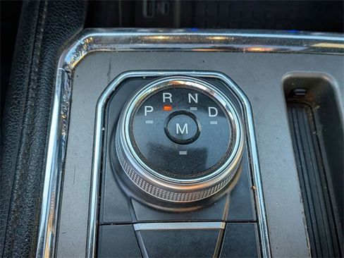 Used 2020 Ford Expedition XLT w/ Equipment Group 202A image 25