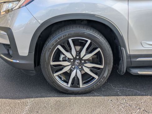 Used 2020 Honda Pilot Touring image 34