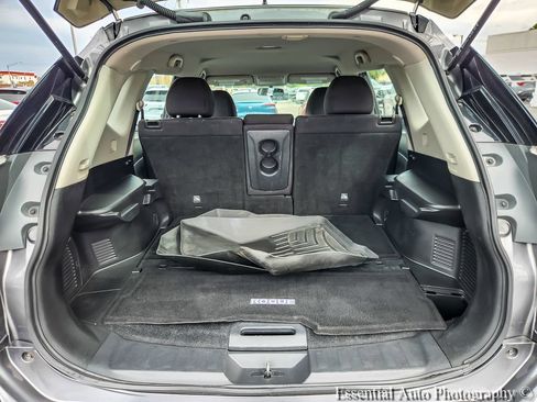 Used 2015 Nissan Rogue S AWD/4WD image 16