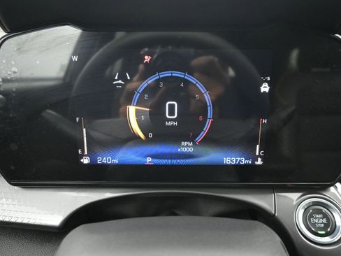 Used 2024 Chevrolet Trax ACTIV w/ Sunroof Package FWD image 14