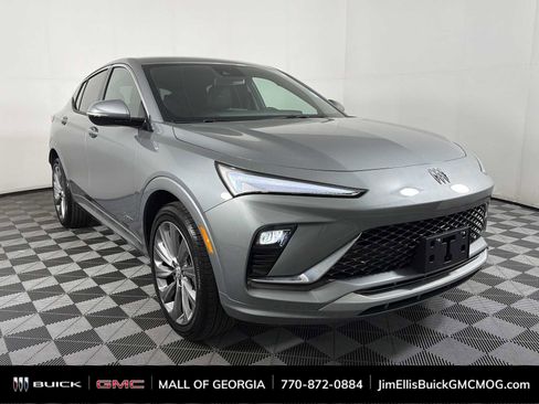 Used 2024 Buick Envista Avenir image 1