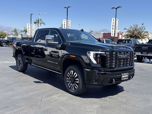 New 2025 GMC Sierra 2500 Denali Ultimate w/ Max Trailering Package image 3