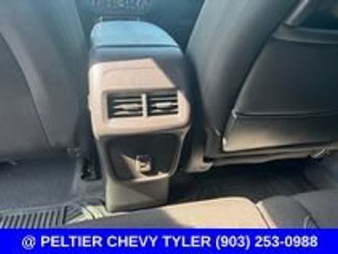 Used 2022 GMC Terrain SLE w/ Driver Convenience Package FWD image 15