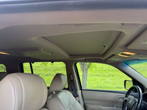 Used 2012 Honda Pilot Touring image 27