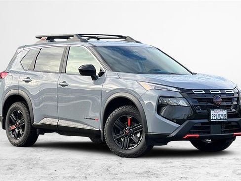 Used 2025 Nissan Rogue Rock Creek image 1