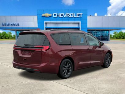 Used 2021 Chrysler Pacifica Touring w/ S Appearance Package