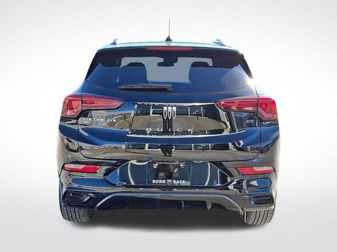 Certified 2024 Buick Encore GX Sport Touring image 5
