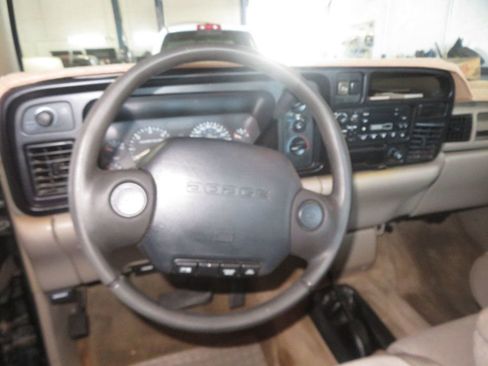 Used 1996 Dodge Ram 2500 Truck 4x4 Club Cab image 25
