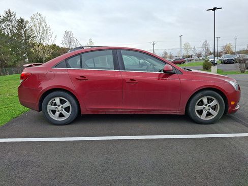 Used 2011 Chevrolet Cruze LT FWD image 6