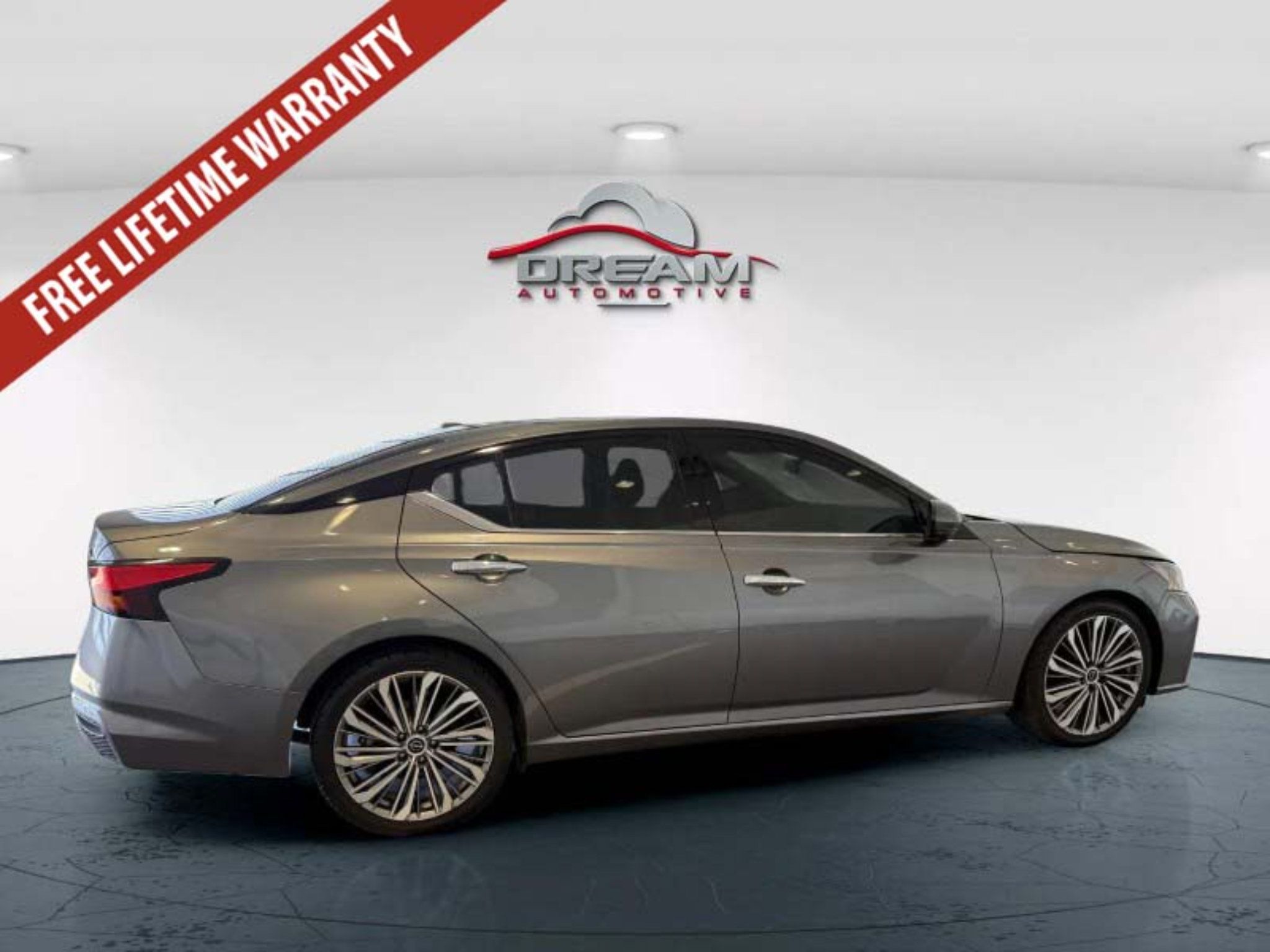 Used 2023 Nissan Altima 2.5 SL FWD image 25