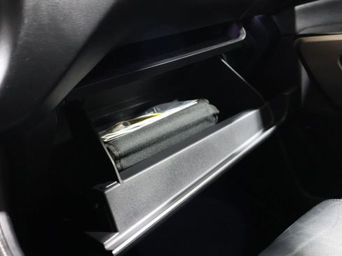 Used 2022 Nissan Pathfinder Platinum w/ Cargo Package image 30