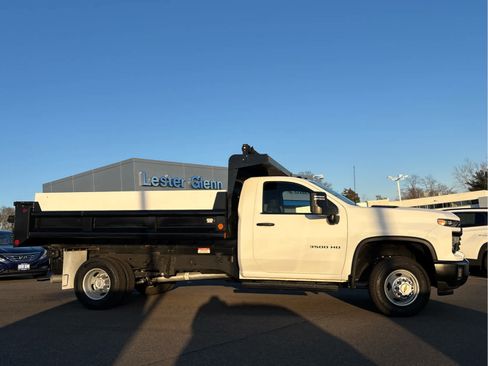 Used 2025 Chevrolet Silverado 3500 W/T w/ WT Convenience Package image 12