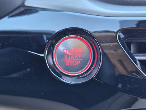 Certified 2023 Acura MDX FWD w/ Technology Package image 21