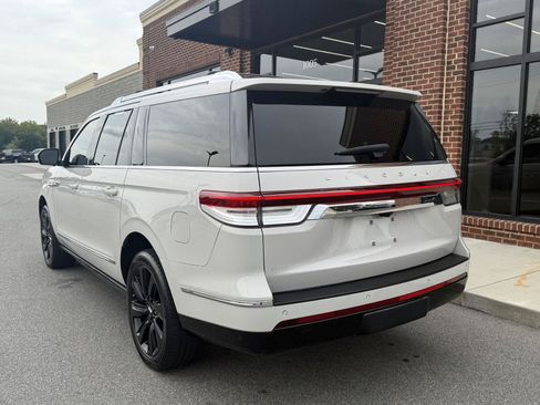 Used 2022 Lincoln Navigator L Reserve RWD image 38