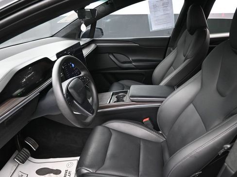 Used 2024 Tesla Model X AWD/4WD image 25