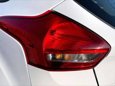 Used 2016 Ford Focus SE image 27