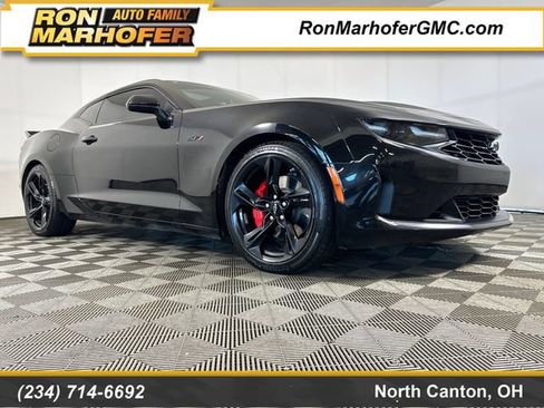 Used 2022 Chevrolet Camaro LT w/ Technology Package RWD image 1
