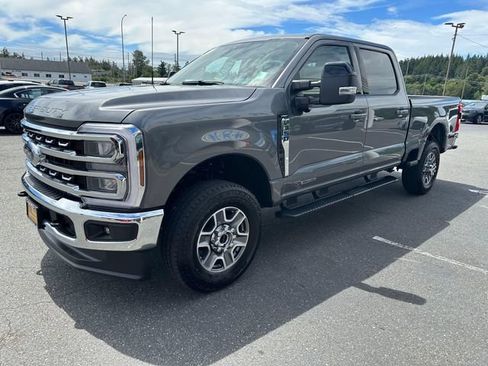 Certified 2025 Ford F350 Lariat w/ Camper Package AWD/4WD image 6