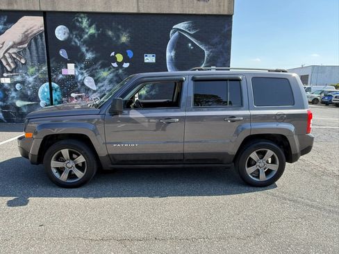 Used 2015 Jeep Patriot High Altitude FWD image 19