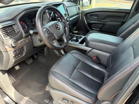 Used 2024 Nissan Titan PRO-4X w/ Pro-4x Convenience Package AWD/4WD image 11