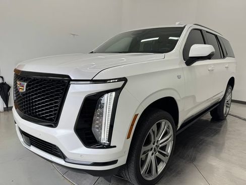 Used 2025 Cadillac Escalade Sport w/ Touring Package AWD/4WD image 32