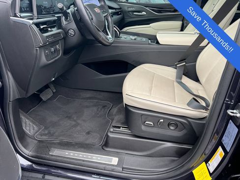 Used 2023 Cadillac Escalade Sport w/ Touring Package RWD image 9