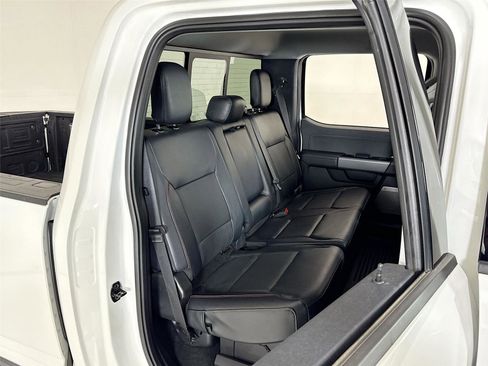 Used 2023 Ford F250 Lariat w/ Lariat Ultimate Package AWD/4WD image 28