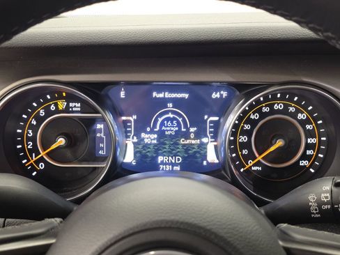 Used 2020 Jeep Wrangler Sport image 36