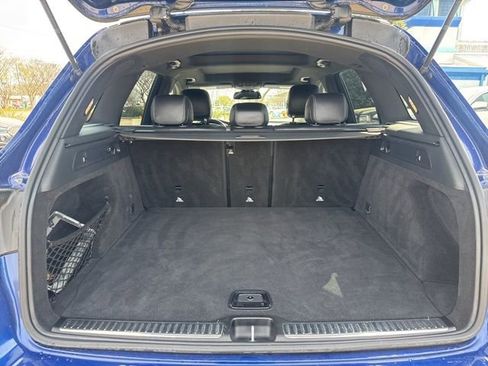 Used 2018 Mercedes-Benz GLC 300 4MATIC image 12