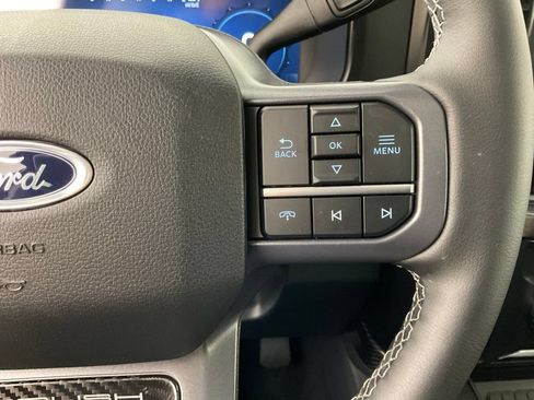 New 2026 Ford F250 Lariat w/ Black Appearance Package AWD/4WD image 25