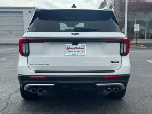 Used 2025 Ford Explorer Platinum w/ Ultimate Package image 10