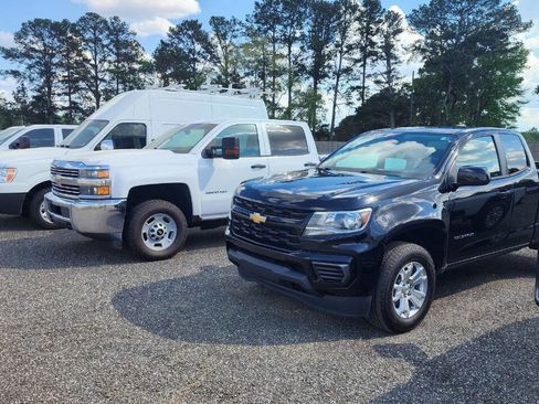 Used 2022 Chevrolet Colorado LT w/ Fleet Safety Package image 50