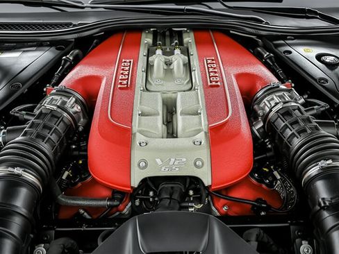 Used 2023 Ferrari 812 GTS RWD image 41