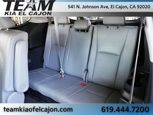 Used 2023 Toyota Highlander XLE FWD image 19
