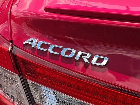 Used 2019 Honda Accord Sport image 26