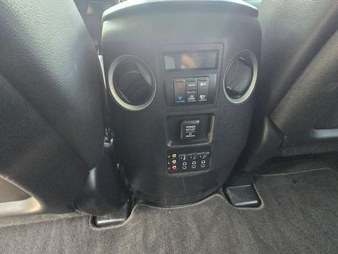 Used 2012 Honda Pilot Touring image 10