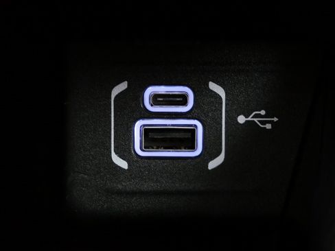 Used 2023 Jeep Compass Limited w/ Elite Group image 23