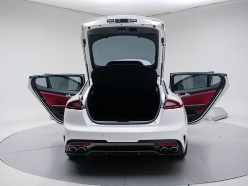 Used 2020 Kia Stinger GT1 RWD image 20