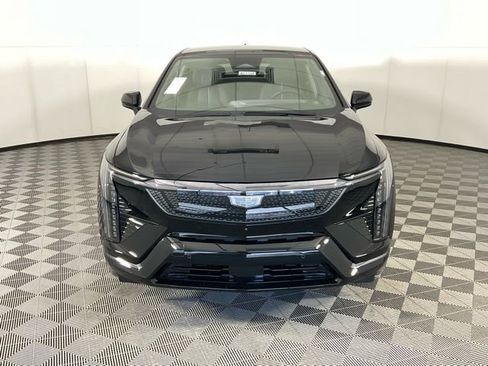 New 2026 Cadillac Optiq Sport 2 w/ LPO, Floor Liner Package AWD/4WD image 2