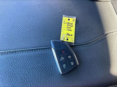 Used 2024 GMC Sierra 1500 Denali w/ Technology Package image 36