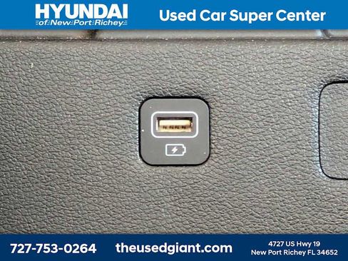Used 2020 Hyundai Palisade SEL w/ Convenience Package FWD image 16
