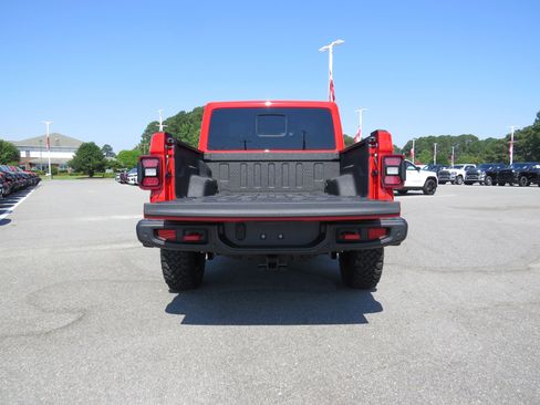 New 2025 Jeep Gladiator Rubicon image 5